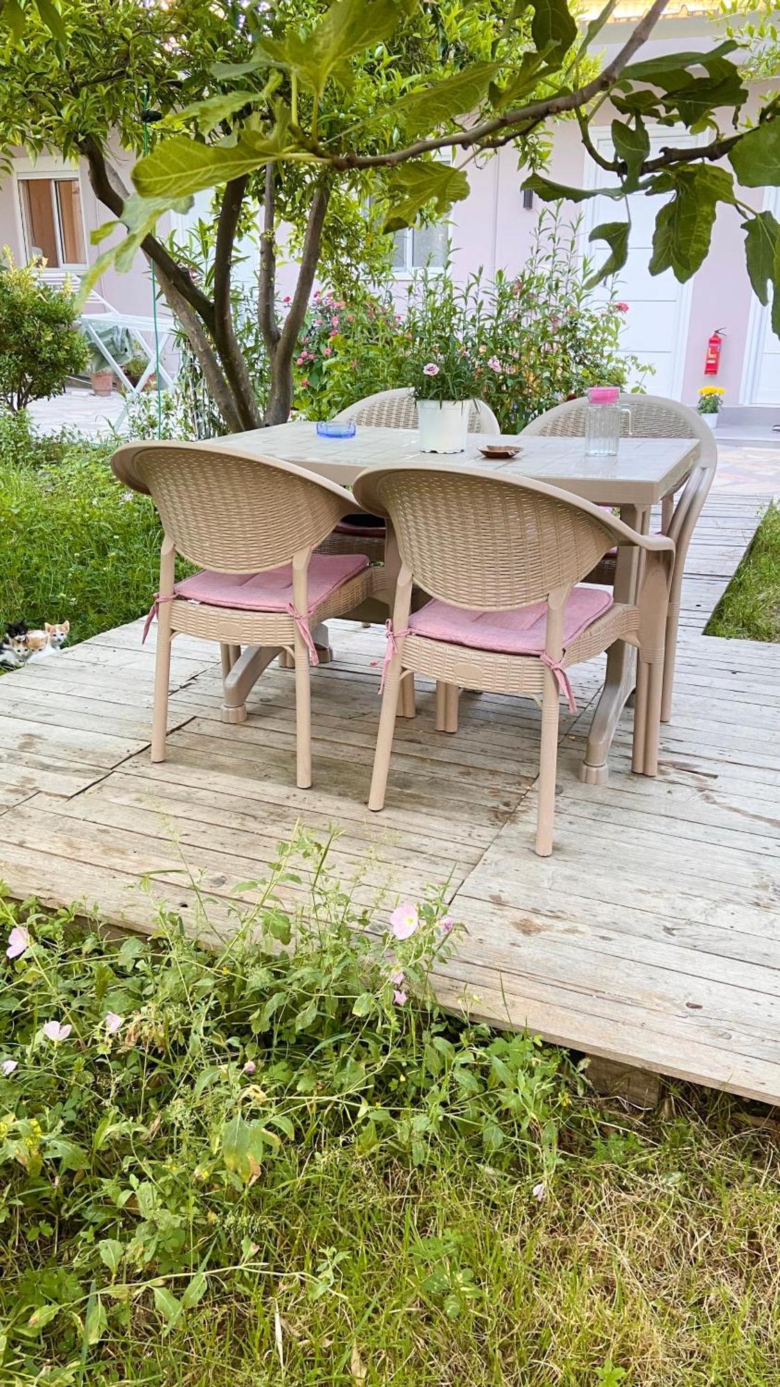 Guest House Luli Strumi Berat Eksteriør billede